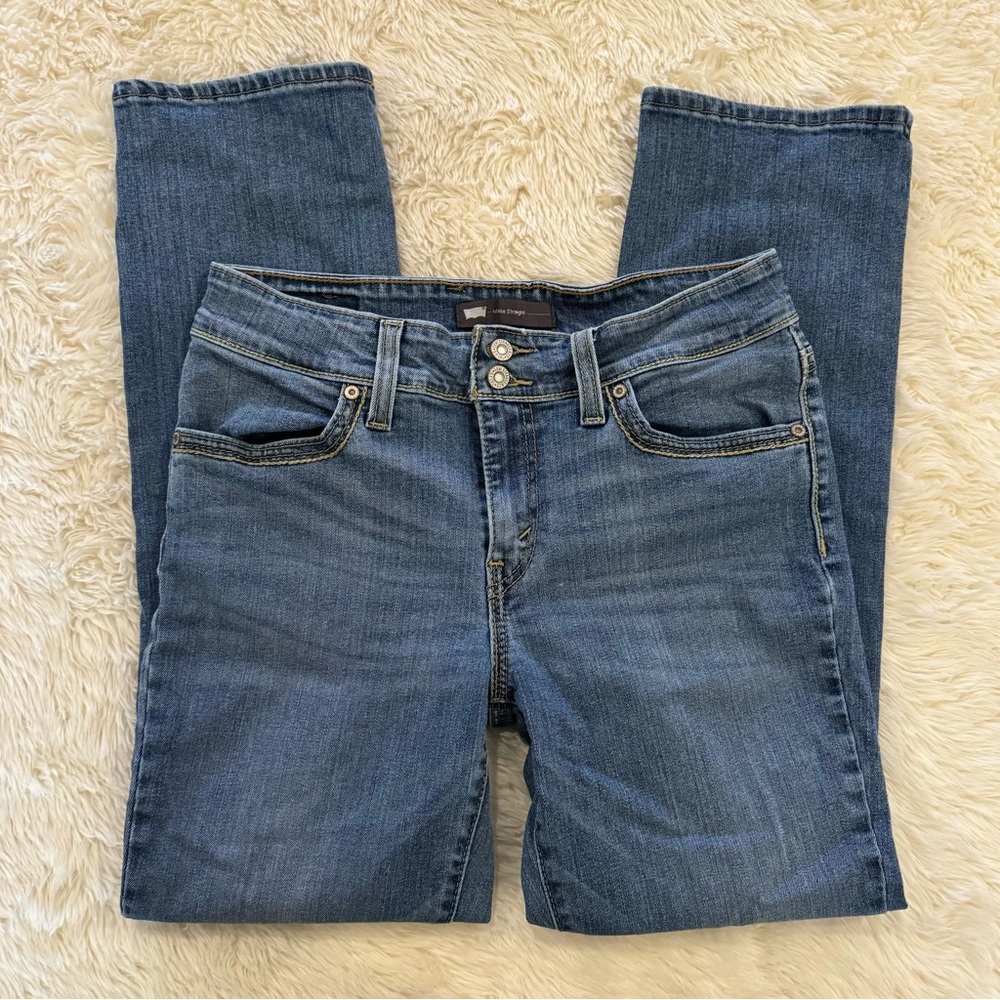 Levi’s Mid Rise Straight Jeans